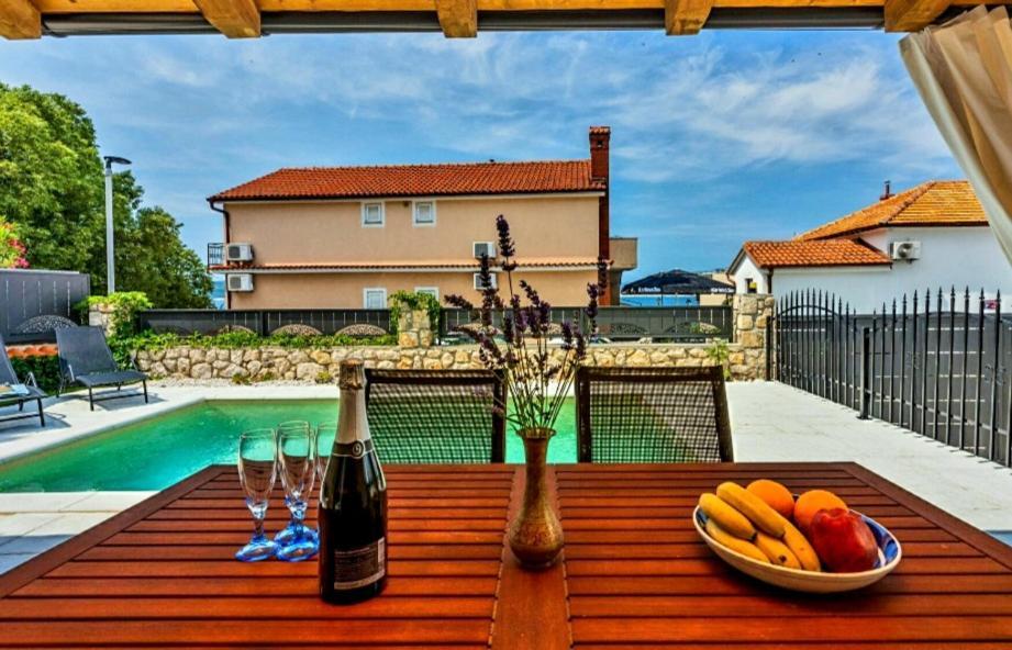 Vintage Residence Dramalj, Pool Self-Use Exterior foto